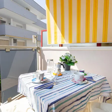 78a - Casa Azalea Lägenhet